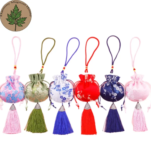 Mugwort Botanical Sachet (2) Mugwort Botanical Sachet